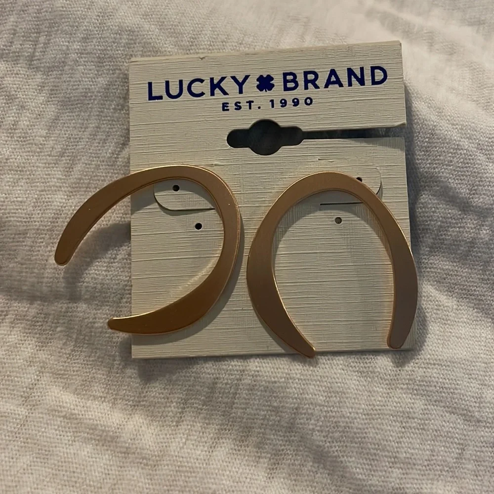 Earrings - Picture 4 of 5